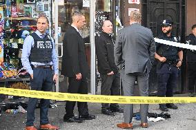 29-year-old Woman Fatally Stabbed At A Mini Market In The Hunts Point Section Of Bronx New York City