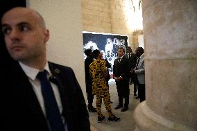 President Macron At Revelation ! Art Contemporain Du Benin Exhibition Opening - Paris