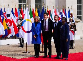 Justin Trudeau is welcomed to the Francophonie Summit