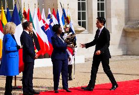 Justin Trudeau is welcomed to the Francophonie Summit