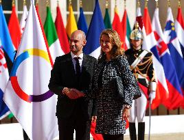 Caroline Mulroney is welcomed to the Francophonie Summit