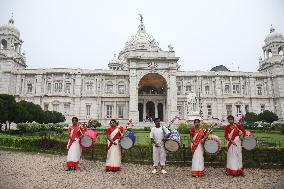 Dancers Perform ''Durgotsab''In West Bengal 2024, Kolkata