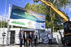 King Opens Production Station For Green Hydrogen Hysolar - Netherlands