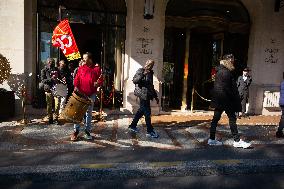 9th Day Of Strike Action At The Prince De Galles Hotel - Paris