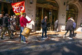 9th Day Of Strike Action At The Prince De Galles Hotel - Paris