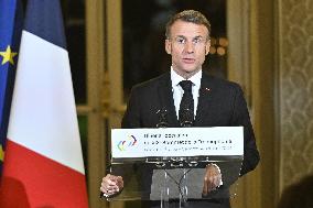 Emmanuel Macron at dinner to 19th Francophonie Summit - Paris