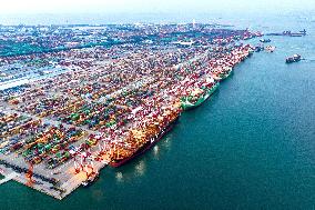 Qingdao Port Container Trade