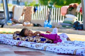 Displaced Lebanon People In Sidon