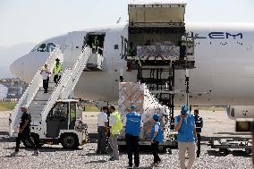 WHO and UNHCR aid and medical supplies arrive in Lebanon