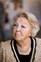 Princess Beatrix At Het Oranjepad - Netherlands