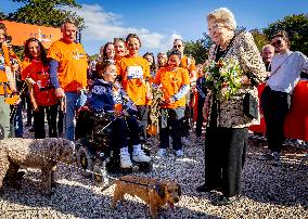 Princess Beatrix At Het Oranjepad - Netherlands