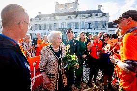 Princess Beatrix At Het Oranjepad - Netherlands