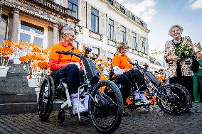 Princess Beatrix At Het Oranjepad - Netherlands