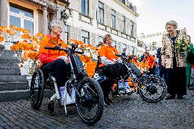 Princess Beatrix At Het Oranjepad - Netherlands