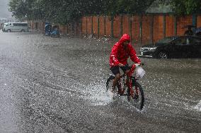 Heavy Rain In Dhaka