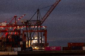 U.S. Port Strike Ends