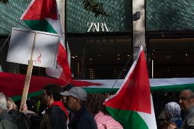 "Freedom For Gaza And Lebanon" Demo In Duesseldorf