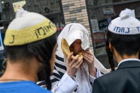 Rosh Hashanah, The Jewish New Year, In Uman Amid Russia Continues The War In Ukraine