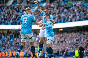 Manchester City FC v Fulham FC - Premier League