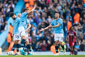 Manchester City FC v Fulham FC - Premier League