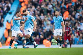 Manchester City FC v Fulham FC - Premier League