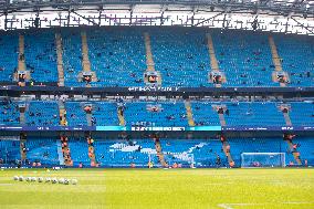 Manchester City FC v Fulham FC - Premier League