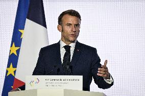 Press conference of Emmanuel Macron at Grand Palais FA