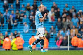 Manchester City FC v Fulham FC - Premier League