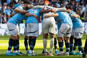 Manchester City FC v Fulham FC - Premier League