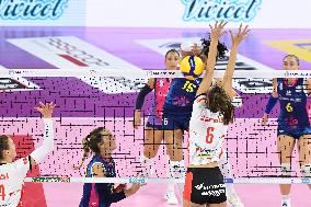 VOLLEY - Serie A1 Femminile - Savino Del Bene Scandicci vs Honda Olivero S.Bernardo Cuneo