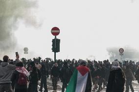 Clashes In Rome During the Pro-Palestine Demonstration