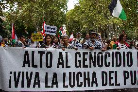 Protest In Madrid Against Israel's Attacks On Gaza And Lebanon