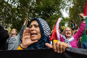 Protest In Madrid Against Israel's Attacks On Gaza And Lebanon