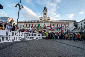 Protest In Madrid Against Israel's Attacks On Gaza And Lebanon