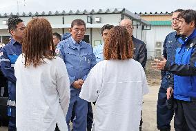 Japan PM visits flood-hit central Japan city