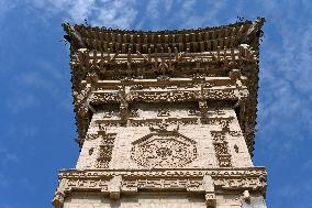 Qiaosi Temple Archway