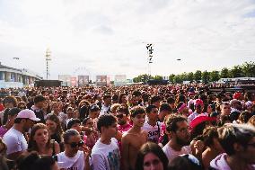 The Audience Of Nicki Minaj Concert In Milan