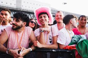 The Audience Of Nicki Minaj Concert In Milan