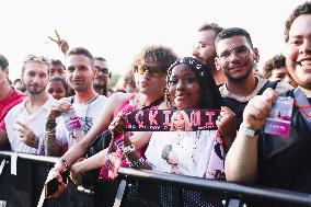 The Audience Of Nicki Minaj Concert In Milan