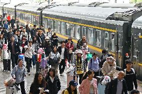 Yantai Station Passenger