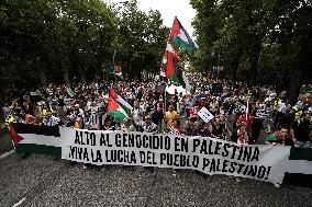 Pro-Palestinian Protest Marks 1st Year Of Gaza War  - Madrid