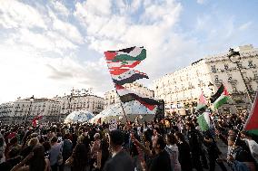 Pro-Palestinian Protest Marks 1st Year Of Gaza War  - Madrid