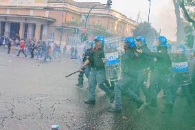 Police Clashes With Protesters At Pro-Palestine March - Rome