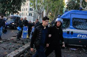 Police Clashes With Protesters At Pro-Palestine March - Rome