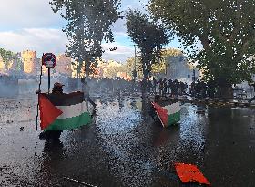 Police Clashes With Protesters At Pro-Palestine March - Rome