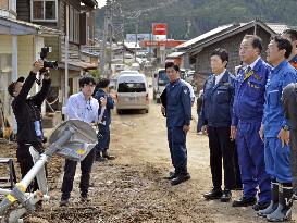 Main opposition party head visits disaster-hit Wajima city