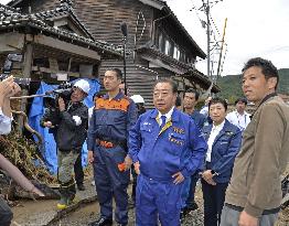 Main opposition party head visits disaster-hit Wajima city