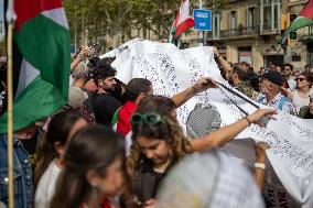 Demonstration In Support Of Palestine And Liban - Madrid