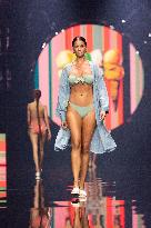 Aurelia Gil Runway At Gran Canaria Moda Calida - Spain