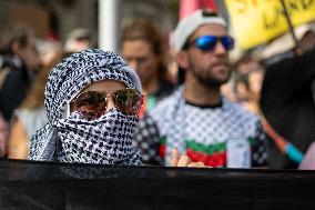 Demonstration In Support Of Palestine And Liban - Madrid